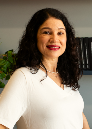 Elke Diniz